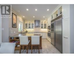 6 TETHERWOOD COURT - 12