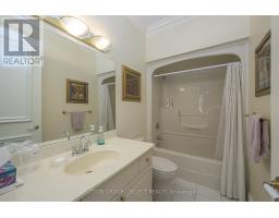 6 TETHERWOOD COURT - 24