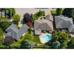 6 TETHERWOOD COURT - 3