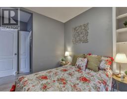 812 ADELAIDE STREET N - 23