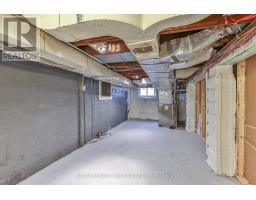 812 ADELAIDE STREET N - 29