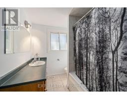 453 CASTLEGROVE BOULEVARD - 11
