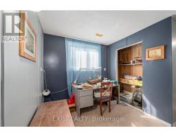 453 CASTLEGROVE BOULEVARD - 23