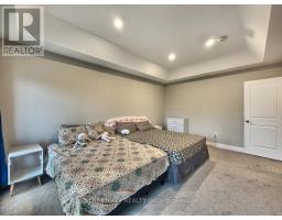 835 - 811 SARNIA ROAD - 10