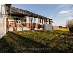 7 - 175 GLENGARIFF DRIVE - 39