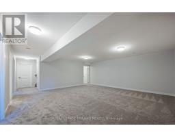 43 SILVERLEAF PATH - 38