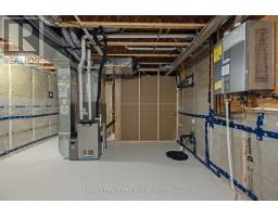 43 SILVERLEAF PATH - 40