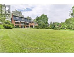 80 SHERWOOD AVENUE - 41