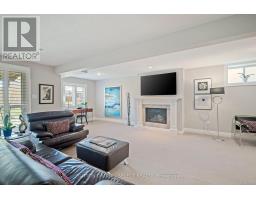 20 - 2081 WALLINGFORD AVENUE - 27