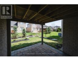 20 - 2081 WALLINGFORD AVENUE - 35
