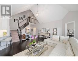 20 - 2081 WALLINGFORD AVENUE - 9