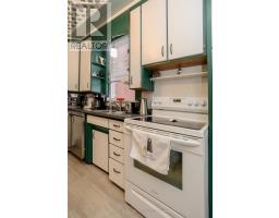 7 HUGHES STREET - 15