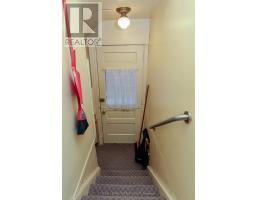 7 HUGHES STREET - 32