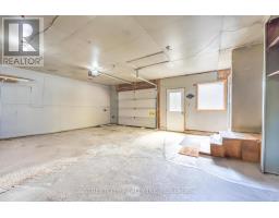 2406 JANE STREET - 18