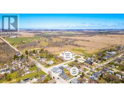 2406 JANE STREET - 36