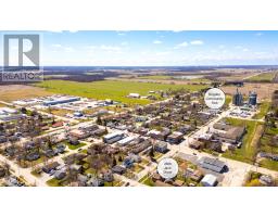 2406 JANE STREET - 38