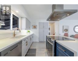71 BELGRAVE AVENUE - 12