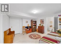 51 CHRISTIANS PLACE - 39