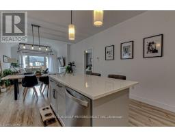 219 WINLOW WAY - 13