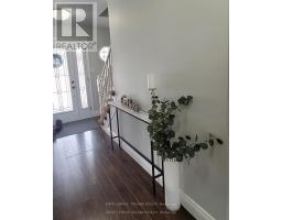 58 STONEHENGE COURT - 5