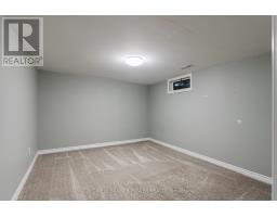 107 TWEED CRESCENT - 29