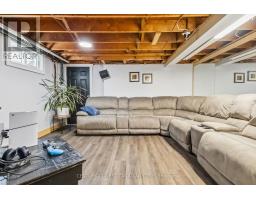 264 CHITTICK CRESCENT - 35