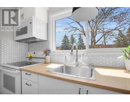 48 FRONTENAC ROAD - 18