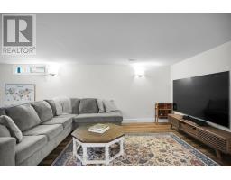 48 FRONTENAC ROAD - 29