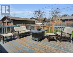 48 FRONTENAC ROAD - 38