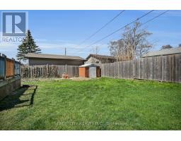 48 FRONTENAC ROAD - 41