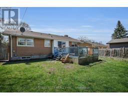 48 FRONTENAC ROAD - 43