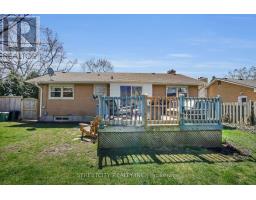 48 FRONTENAC ROAD - 44