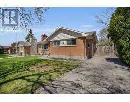 48 FRONTENAC ROAD - 6