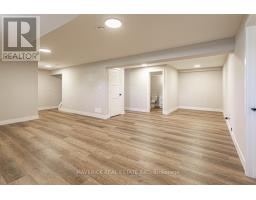 2 - 183 BROCK STREET - 41