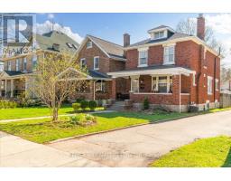 803.5 MAITLAND STREET - 2