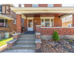 803.5 MAITLAND STREET - 4