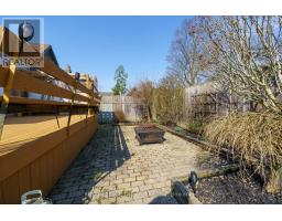 10 ELMWOOD AVENUE E - 35