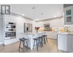 16 ANDERSON CRESCENT - 14