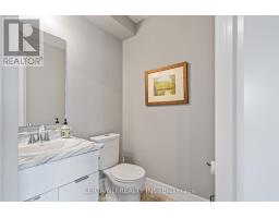 16 ANDERSON CRESCENT - 16
