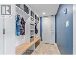 16 ANDERSON CRESCENT - 17