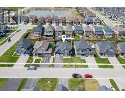 16 ANDERSON CRESCENT - 43