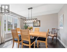 16 ANDERSON CRESCENT - 6