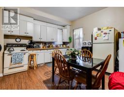 50/52 WELLINGTON STREET E - 12