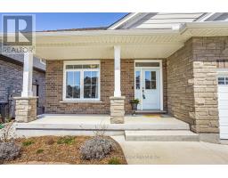 176 BOARDWALK WAY - 3