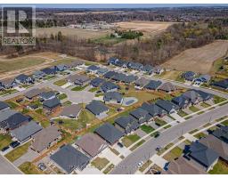 176 BOARDWALK WAY - 41