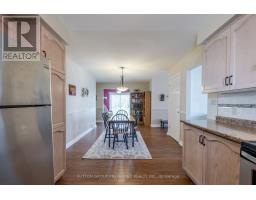31 HAWKINS CRESCENT - 13