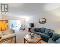 31 HAWKINS CRESCENT - 19