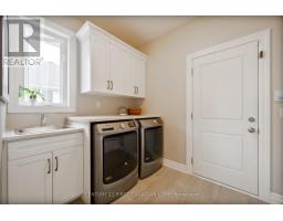2152 LOCKWOOD CRESCENT - 22