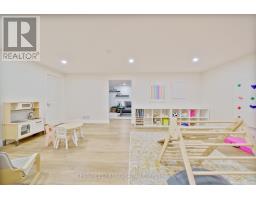 2152 LOCKWOOD CRESCENT - 23