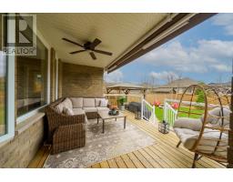 2152 LOCKWOOD CRESCENT - 34